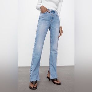 NWT Zara High Rise Slim Flared Jeans (US 2)